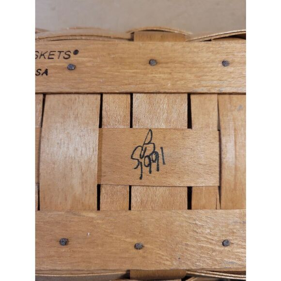 Vintage Longaberger Medium Gathering Basket with Swing Handles - Picture 7 of 11